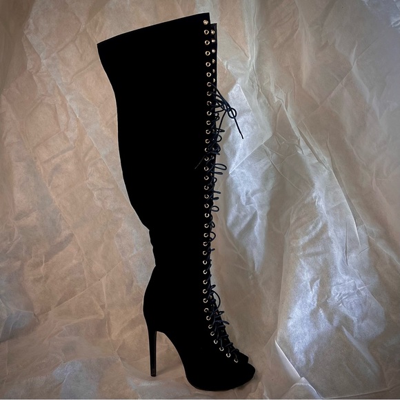 Thigh High Laced Boots - Picture 2 of 2